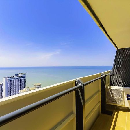 Luxury Beach Front Hotel באטומי מראה חיצוני תמונה