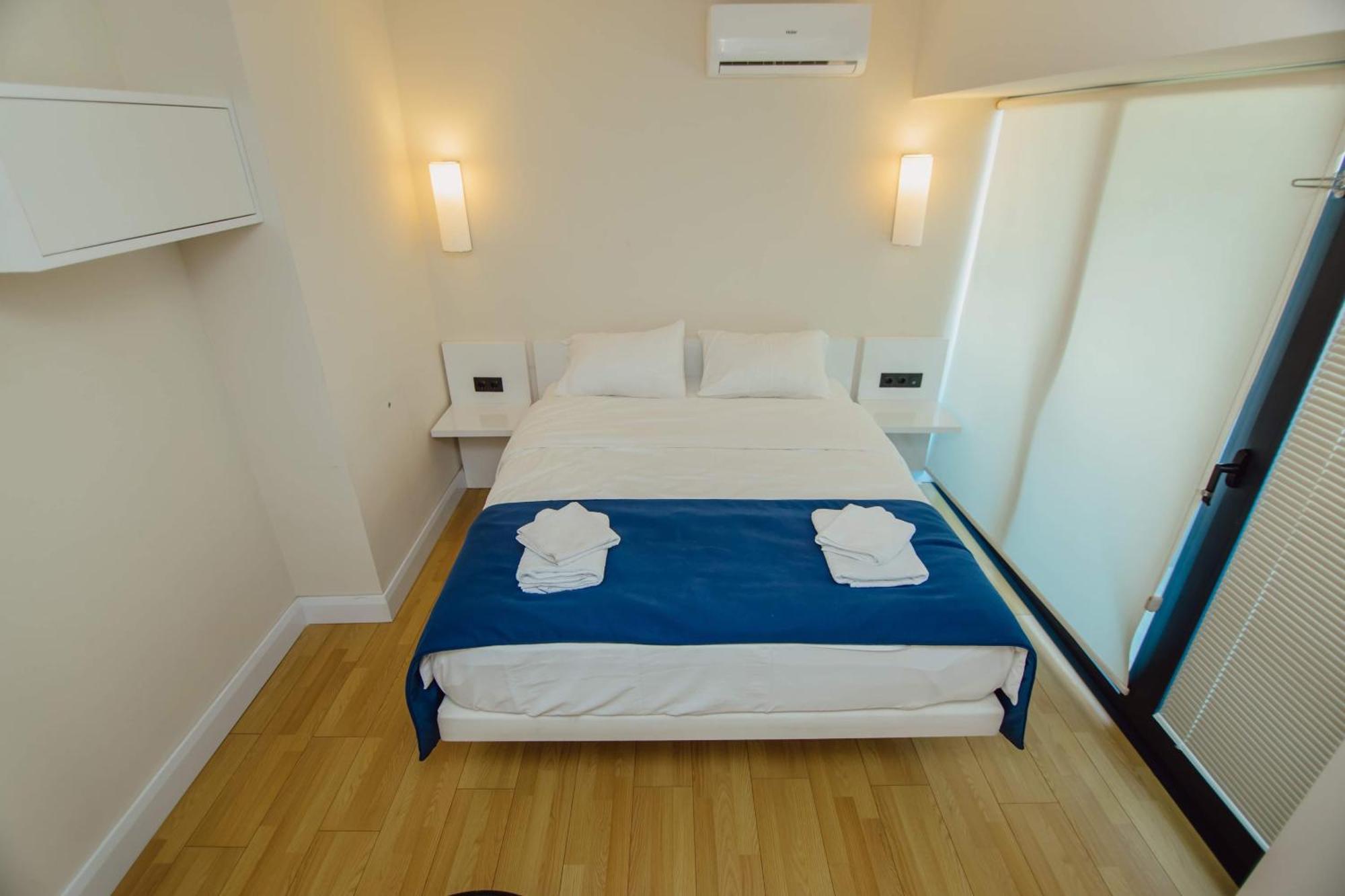 Luxury Beach Front Hotel באטומי מראה חיצוני תמונה